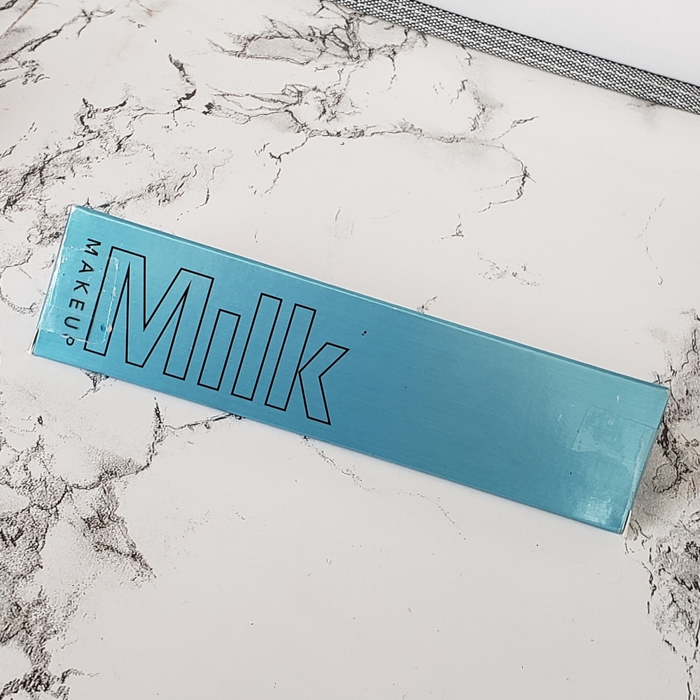 Milk waterproof mascara kush